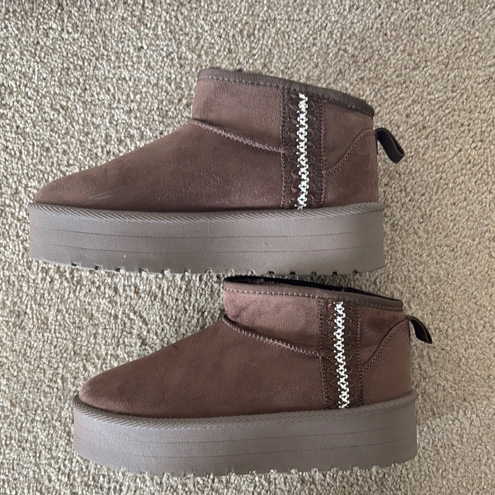 Brown Platform Ankle Boots; size 8; worn once for pictures